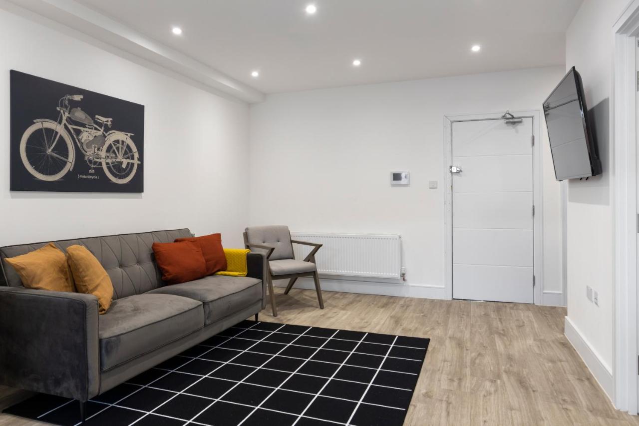The HydeStar London Vivian Avenue 3-Bed Oasis With Garden公寓 外观 照片