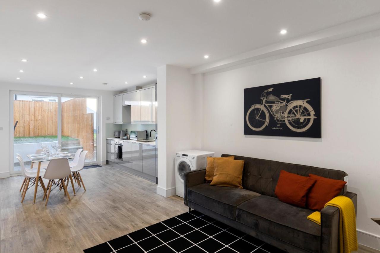 The HydeStar London Vivian Avenue 3-Bed Oasis With Garden公寓 外观 照片